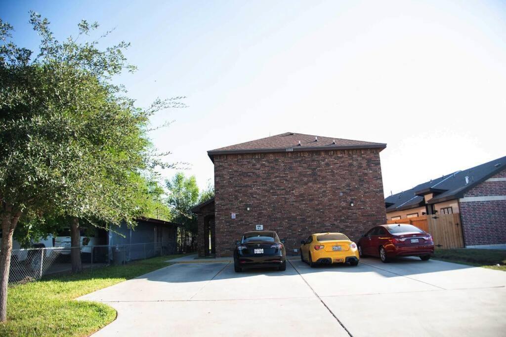 1 Min To University Utrgv 2Bd 2Bt Town Suite Эдинбург Экстерьер фото